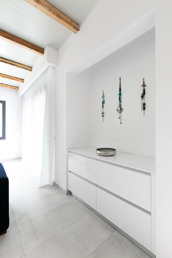 Dasylio - Earthy Living Homes Lalyssos Eksteriør billede