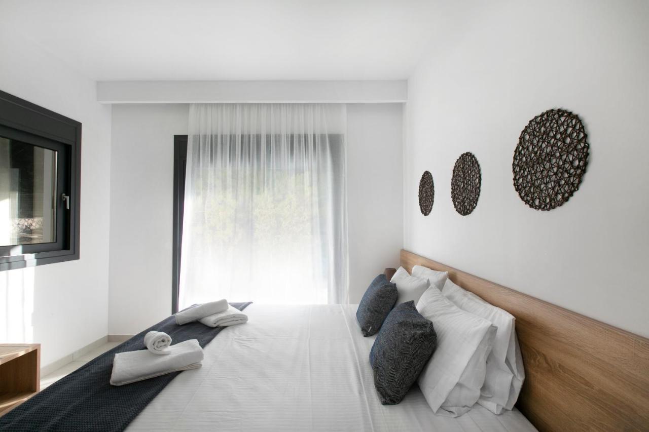 Dasylio - Earthy Living Homes Lalyssos Eksteriør billede